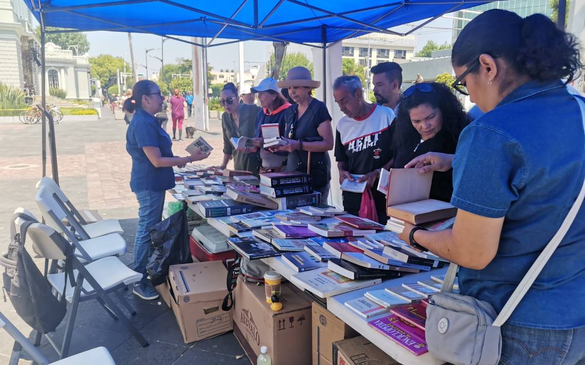 “Promoting Reading Culture: University Library System of UdeG Encourages Book Exchange and Donation Through ‘Free Books’ Initiative”