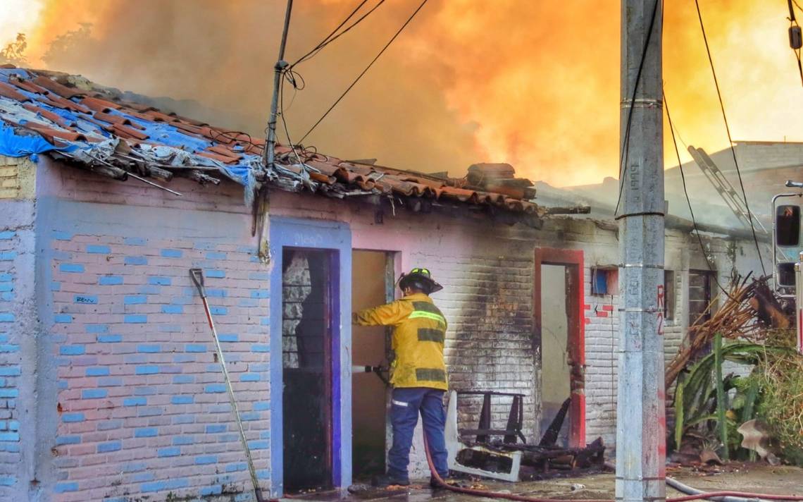 Galería] Incendian casa en Colima que había sido asegurada por un homicidio  - El Sol de México | Noticias, Deportes, Gossip, Columnas