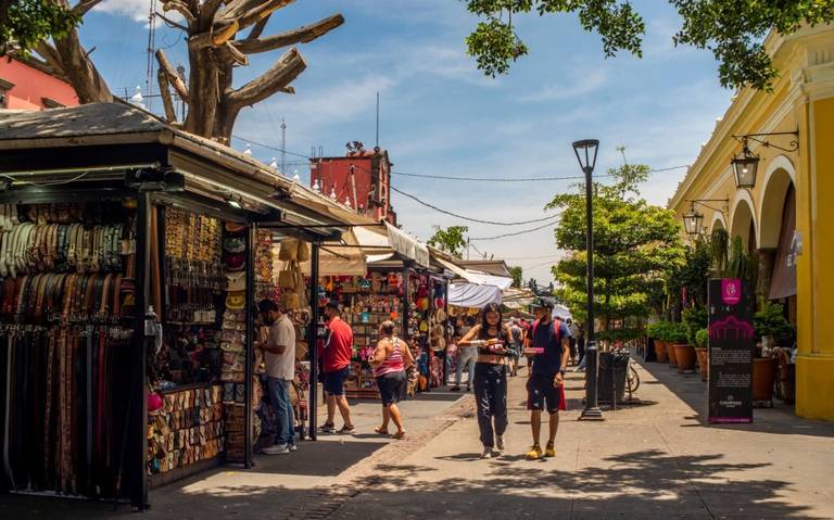 Turistas pagan hasta 150 pesos por sombreros en Guadalajara para completar  su outfit de viaje - El Occidental | Noticias Locales, Policiacas, sobre  México, Guadalajara y el Mundo