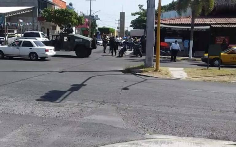 Colima: Lanzan explosivo en restaurante de mariscos; hubo un detenido - El  Occidental | Noticias Locales, Policiacas, sobre México, Guadalajara y el  Mundo